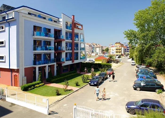 надя 3* Приморско