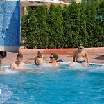надя Хотел 3*